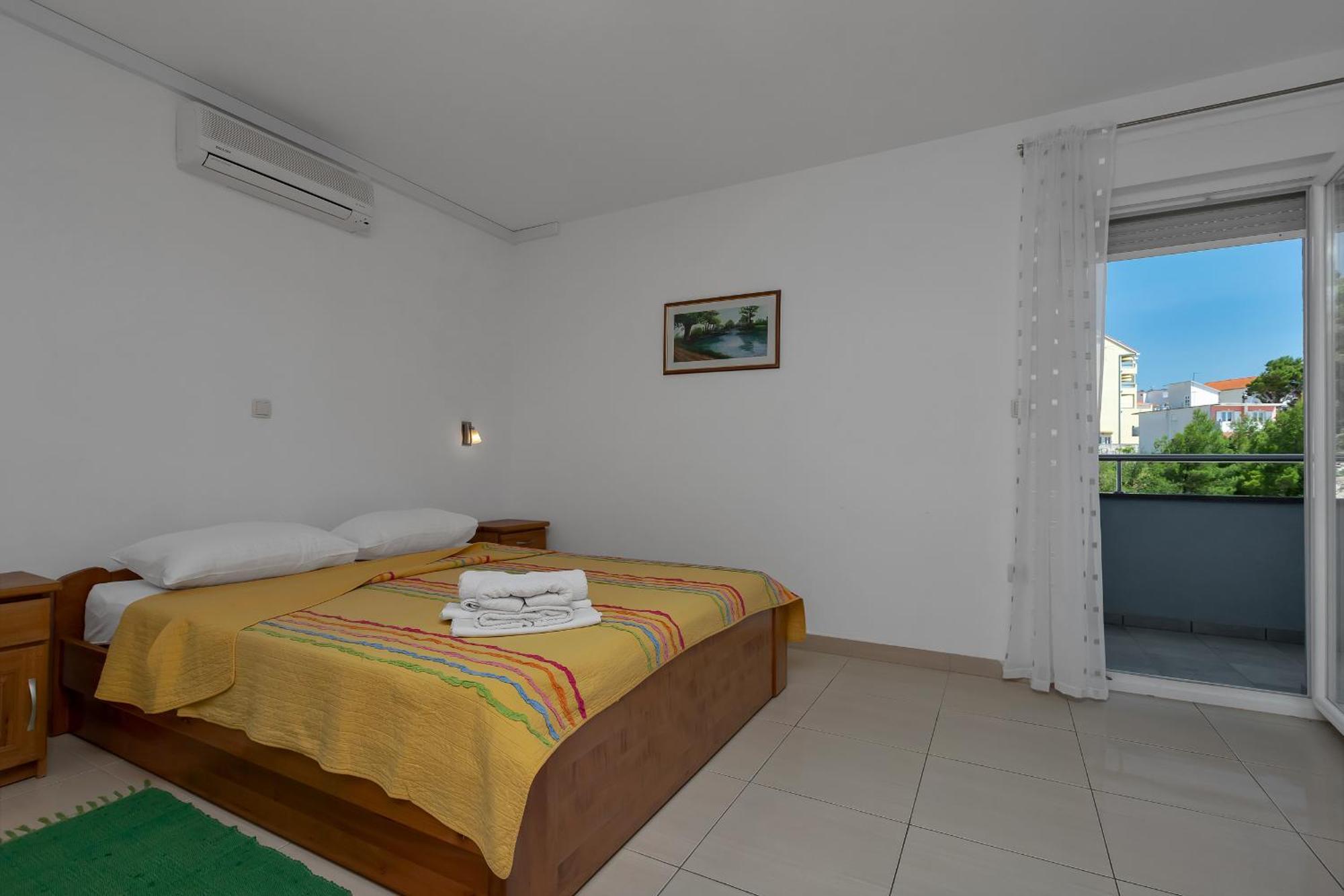 Apartment Juric 2 Baska Voda